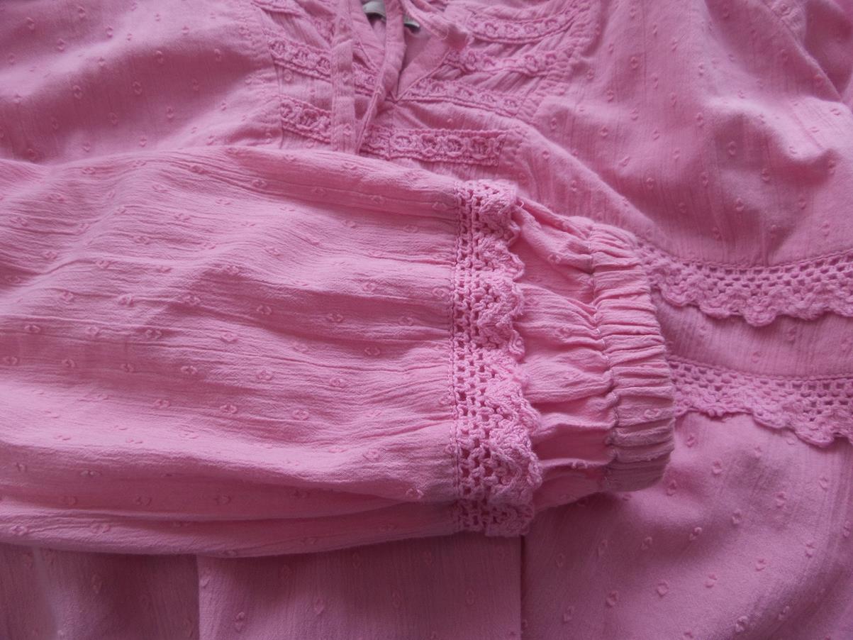 Cream Rozmiar 38 Kolor Różowy Okrągły dekolt Bluzka Długi rękaw Cream Rozmiar 38 Kolor Różowy Okrągły dekolt Bluzka Długi rękaw