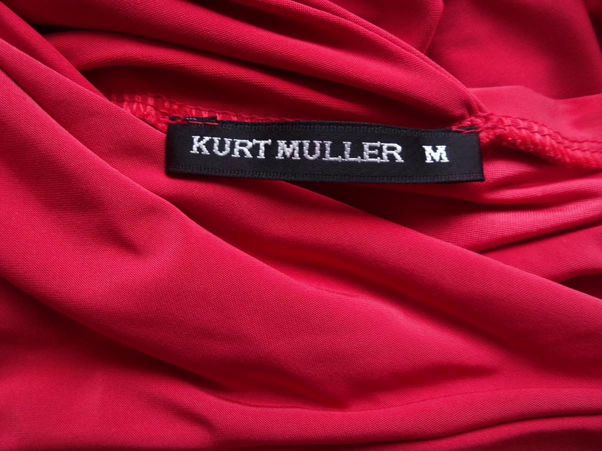 Kurt Muller Rozmiar M Kolor Różowy W serek Sukienka Letnia Bezrękawnik Midi Kurt Muller Rozmiar M Kolor Różowy W serek Sukienka Letnia Bezrękawnik Midi
