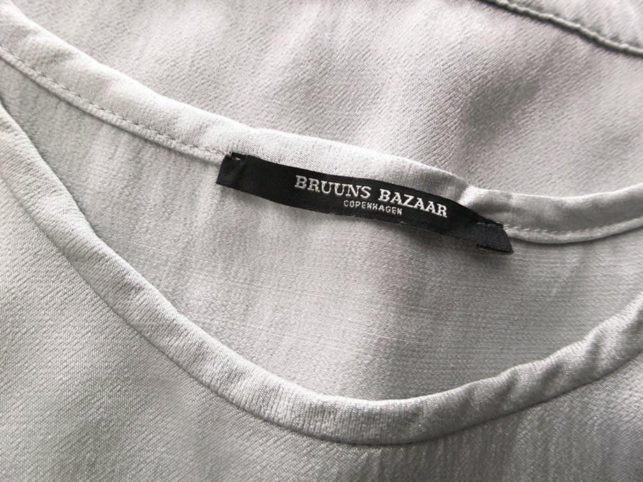 BRUUNS BAZAAR Rozmiar 40 Kolor Szary Okrągły dekolt Bluzka Bezrękawnik BRUUNS BAZAAR Rozmiar 40 Kolor Szary Okrągły dekolt Bluzka Bezrękawnik