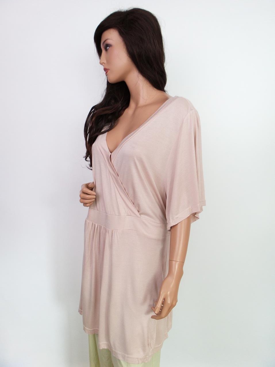Wardrobe Rozmiar XL Kolor Pastelowy W serek Tunika Bluzka Krótki rękaw Materiał Wiskoza Wardrobe Rozmiar XL Kolor Pastelowy W serek Tunika Bluzka Krótki rękaw Materiał Wiskoza