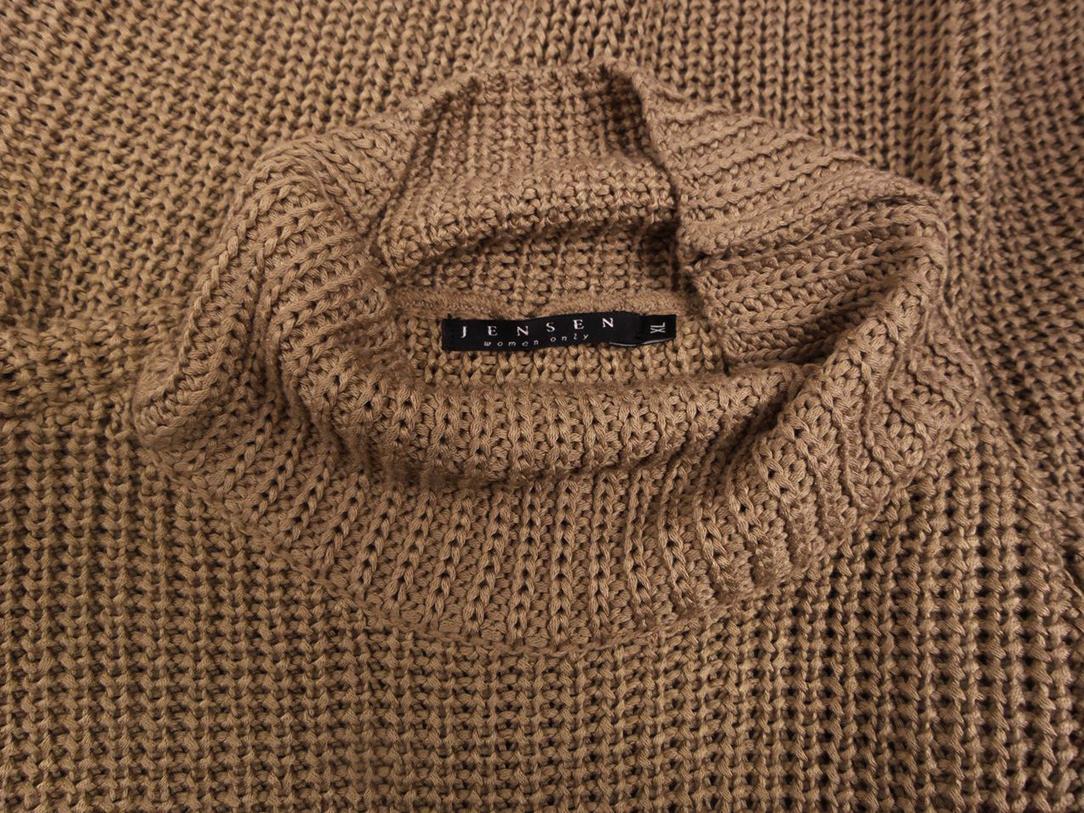Jensen Rozmiar XL High Neck Sweter Bezrękawnik Materiał Akryl 100% Jensen Rozmiar XL High Neck Sweter Bezrękawnik Materiał Akryl 100%