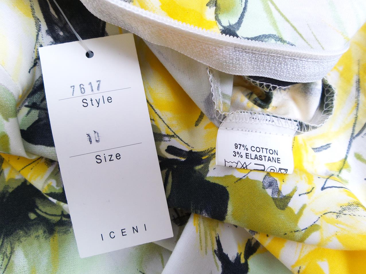 Iceni Rozmiar 38 (10) Dekolt Serce Sukienka Letnia Bezrękawnik Do Kolan Materiał Bawełna Iceni Rozmiar 38 (10) Dekolt Serce Sukienka Letnia Bezrękawnik Do Kolan Materiał Bawełna