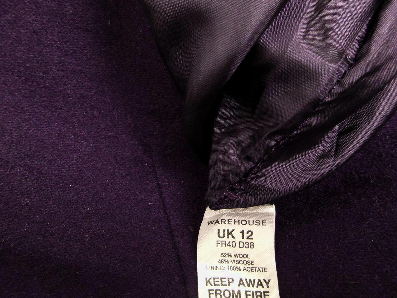 Warehouse Rozmiar 38 Kolor Fioletowy W łódkę Sukienka Ołówkowa Bezrękawnik Do Kolan Materiał Wełna Warehouse Rozmiar 38 Kolor Fioletowy W łódkę Sukienka Ołówkowa Bezrękawnik Do Kolan Materiał Wełna