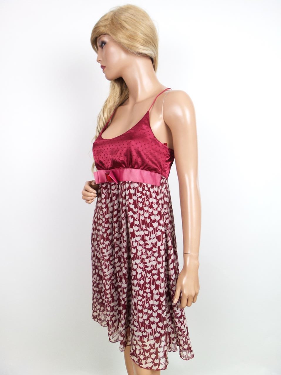 Fashion Rozmiar M Kolor Bordowy Odkryte Ramiona Sukienka Mini Bezrękawnik Krótka Fashion Rozmiar M Kolor Bordowy Odkryte Ramiona Sukienka Mini Bezrękawnik Krótka