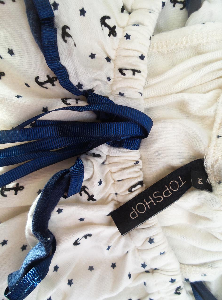 20161213_100250.jpg Topshop Rozmiar 14 (42) Okrągły dekolt Bluzka Bezrękawnik Materiał Bawełna 100%