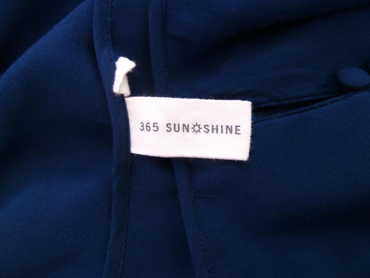 365 sunshine Rozmiar 36 Kolor Granatowy Okrągły dekolt Bluzka Rękaw 3/4 Materiał Wiskoza 365 sunshine Rozmiar 36 Kolor Granatowy Okrągły dekolt Bluzka Rękaw 3/4 Materiał Wiskoza