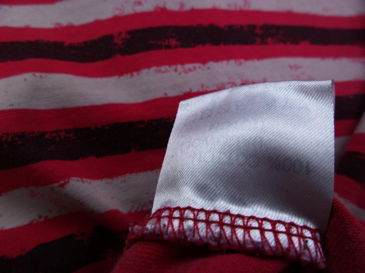 20170511_102959.jpg BZR Rozmiar XL Kolor Czerwony W serek T-Shirt Krótki rękaw Materiał Bawełna
