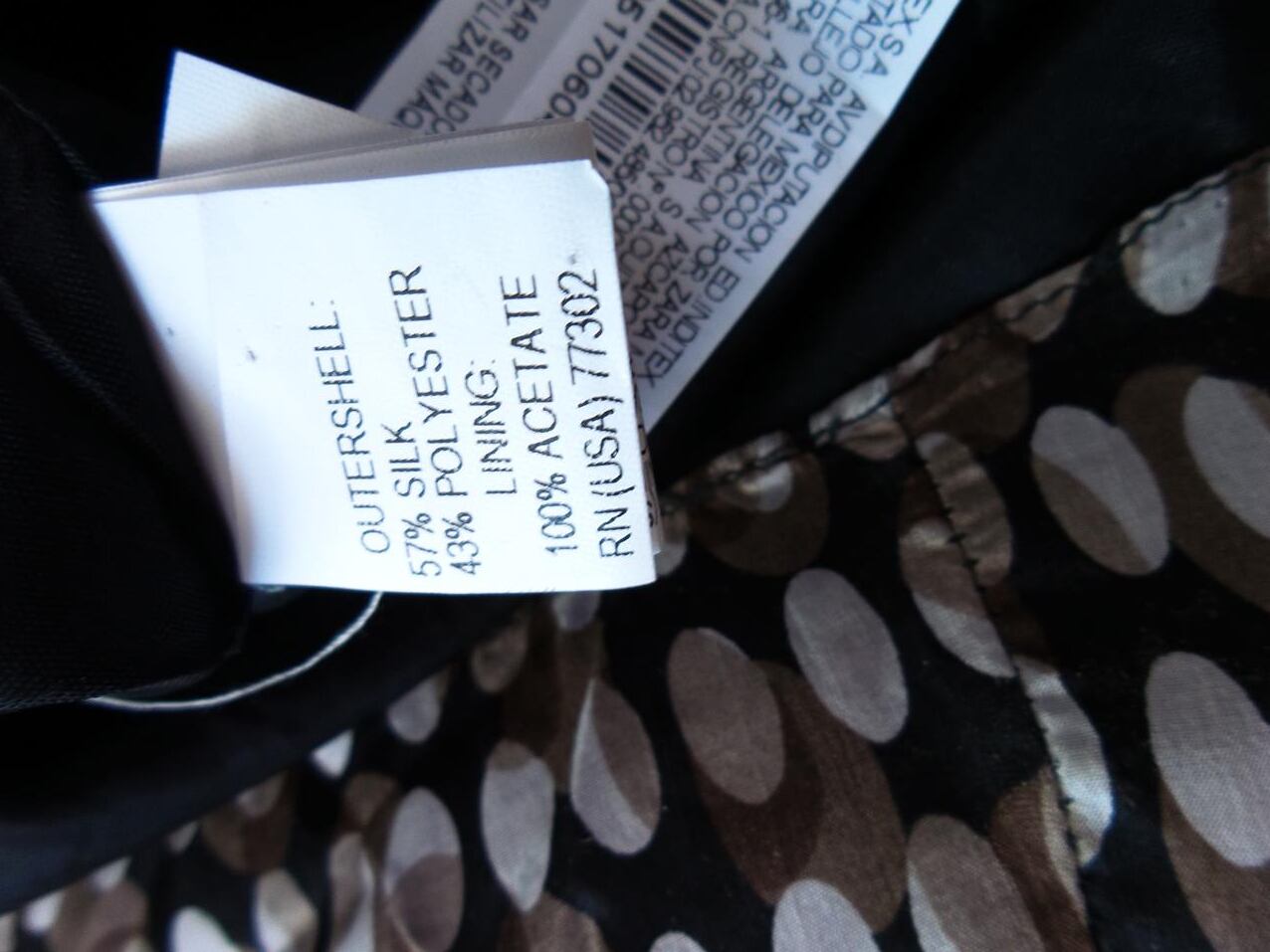 ZARA BASIC Rozmiar L Kolor Brązowy Odkryte Ramiona Sukienka Rozkloszowana Bezrękawnik Midi Materiał Jedwab ZARA BASIC Rozmiar L Kolor Brązowy Odkryte Ramiona Sukienka Rozkloszowana Bezrękawnik Midi Materiał Jedwab