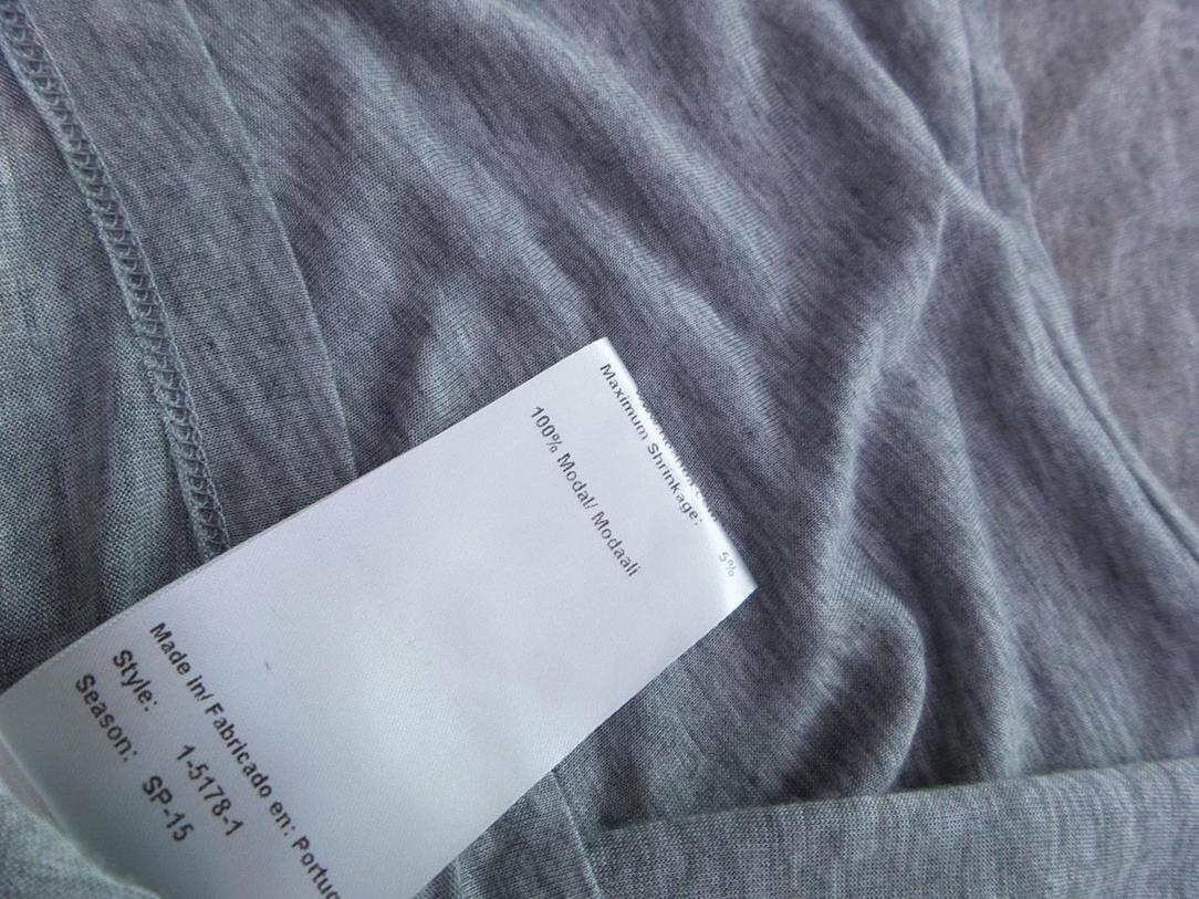 Noa noa Rozmiar M Kolor Szary Okrągły dekolt Bluzka Krótki rękaw Materiał Modal Noa noa Rozmiar M Kolor Szary Okrągły dekolt Bluzka Krótki rękaw Materiał Modal