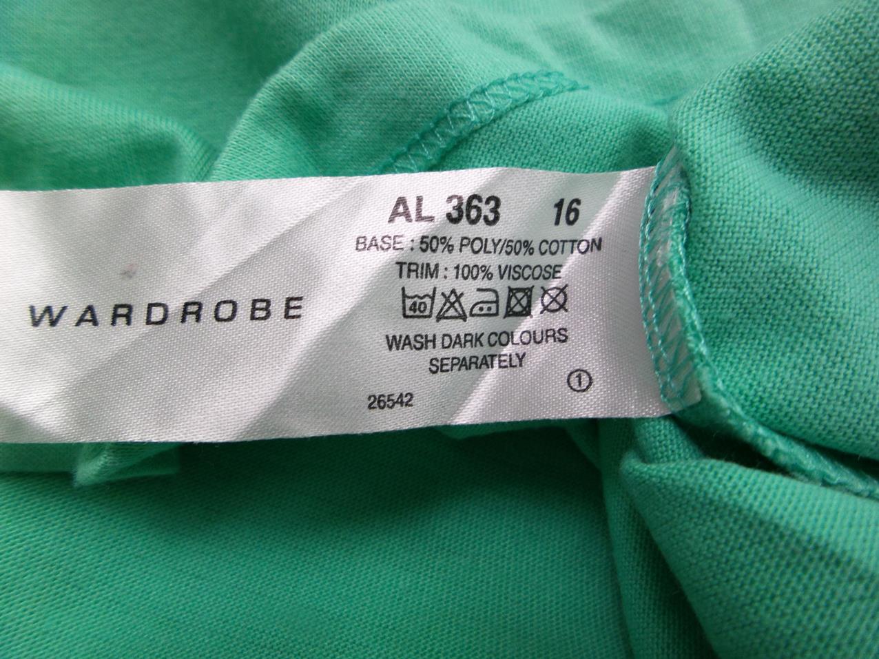 Wardrobe Rozmiar 16 (44) Kolor Miętowy Dekolt U Tunika Bluzka Krótki rękaw Materiał Bawełna Wardrobe Rozmiar 16 (44) Kolor Miętowy Dekolt U Tunika Bluzka Krótki rękaw Materiał Bawełna