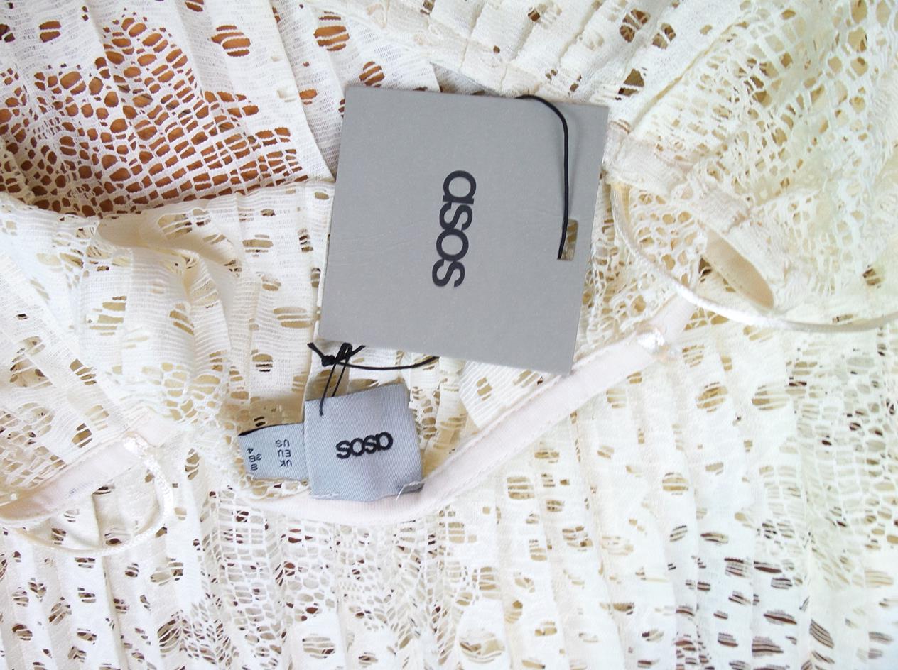 20170619_162256.jpg ASOS Rozmiar 36 Kolor Kremowy Kwadratowy dekolt Bluzka Bezrękawnik Materiał Wiskoza