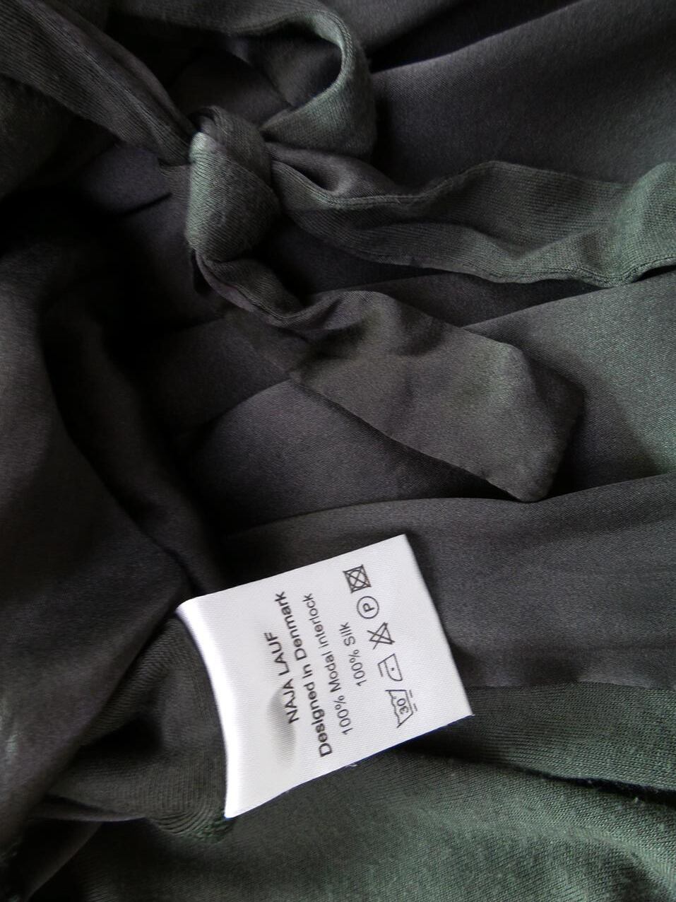 Naja lauf Rozmiar S Kolor Zielony Okrągły dekolt Sukienka Sheath Rękaw 3/4 Do Kolan Materiał Modal Naja lauf Rozmiar S Kolor Zielony Okrągły dekolt Sukienka Sheath Rękaw 3/4 Do Kolan Materiał Modal