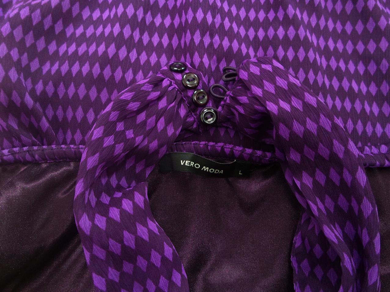 Vero moda Rozmiar L Kolor Fioletowy Geometryczny Halter Tunika Bluzka Bezrękawnik Vero moda Rozmiar L Kolor Fioletowy Geometryczny Halter Tunika Bluzka Bezrękawnik