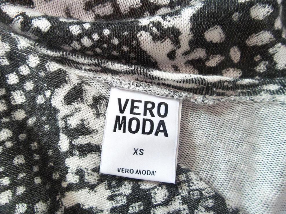 20170627_102936.jpg Vero moda Rozmiar XS Kolor Szary W serek Długi Otwarty Kardigan Długi rękaw Materiał Wiskoza Cienka dzianina