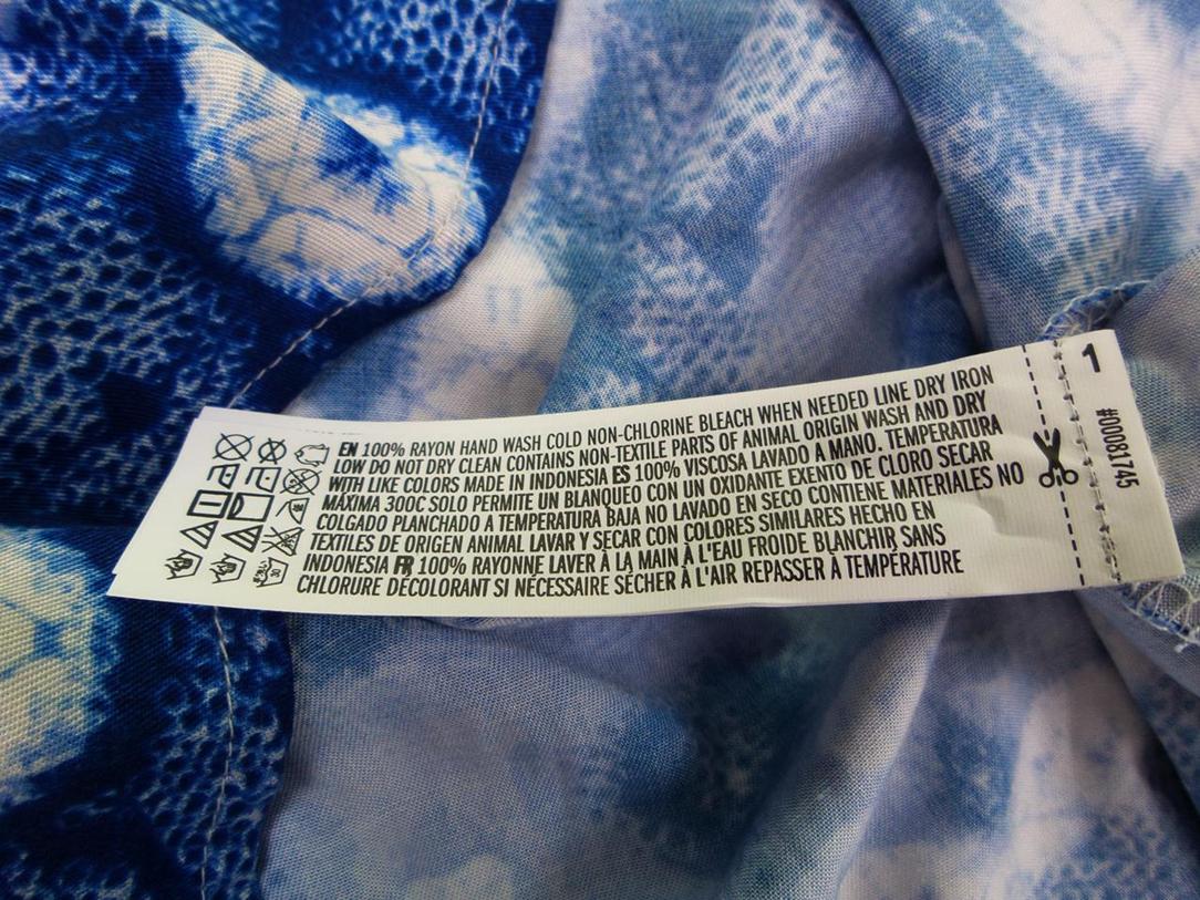 Forever 21 Rozmiar S Kolor Niebieski W serek Sukienka Mini Długi rękaw Krótka Materiał Rayon Forever 21 Rozmiar S Kolor Niebieski W serek Sukienka Mini Długi rękaw Krótka Materiał Rayon