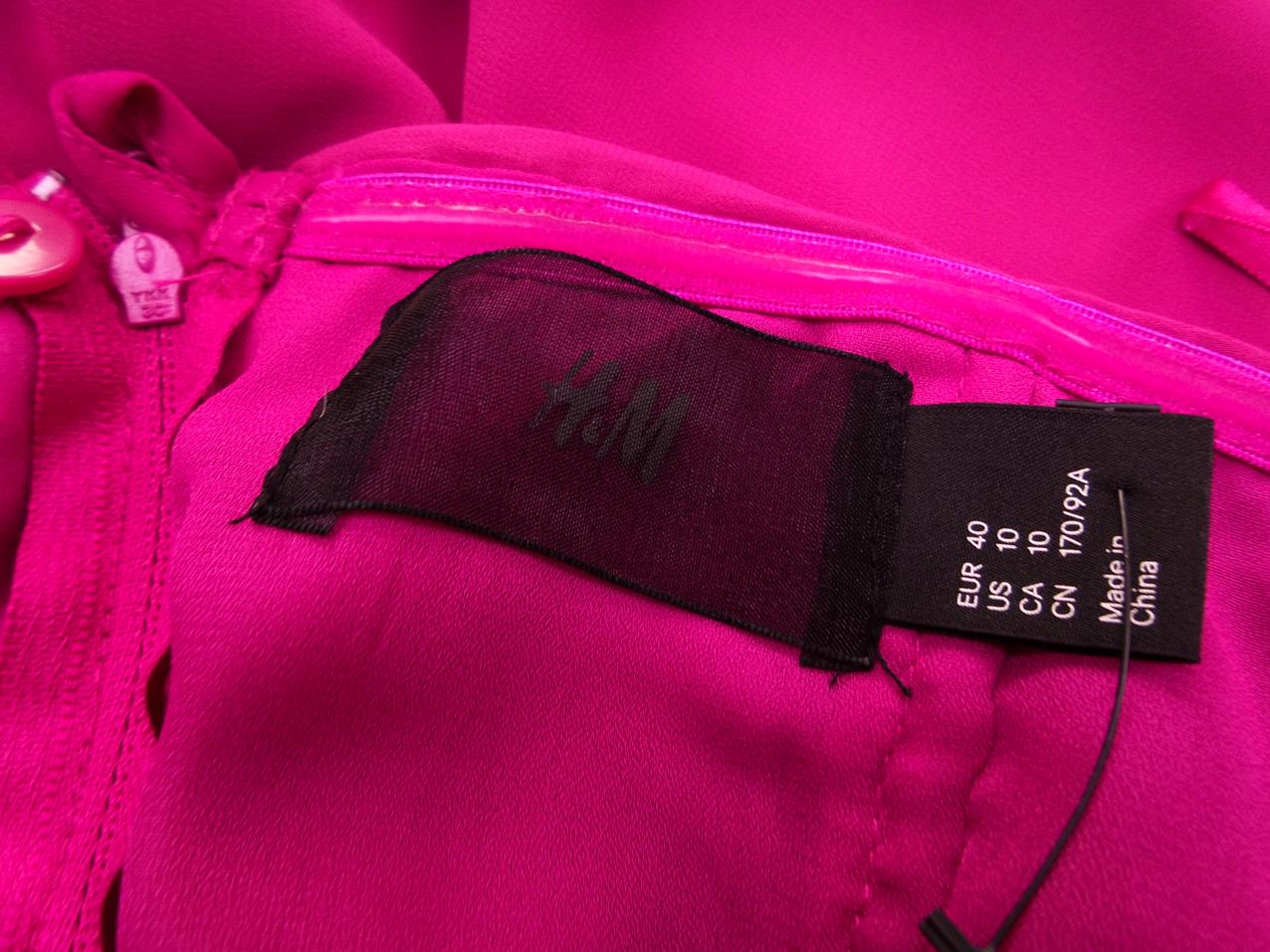 Rozmiar 40 Kolor Różowy Odkryte Ramiona Sukienka Bodycon Bezrękawnik Do Kolan