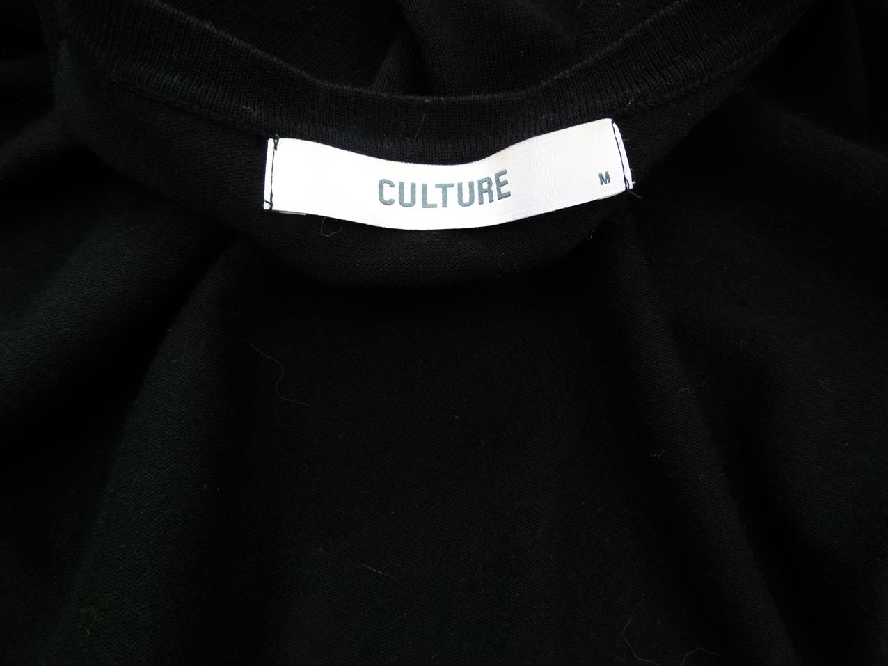 20170706_142656.jpg Culture Rozmiar M Kolor Czarny Okrągły dekolt Bolerko Kardigan Długi rękaw Cienka dzianina