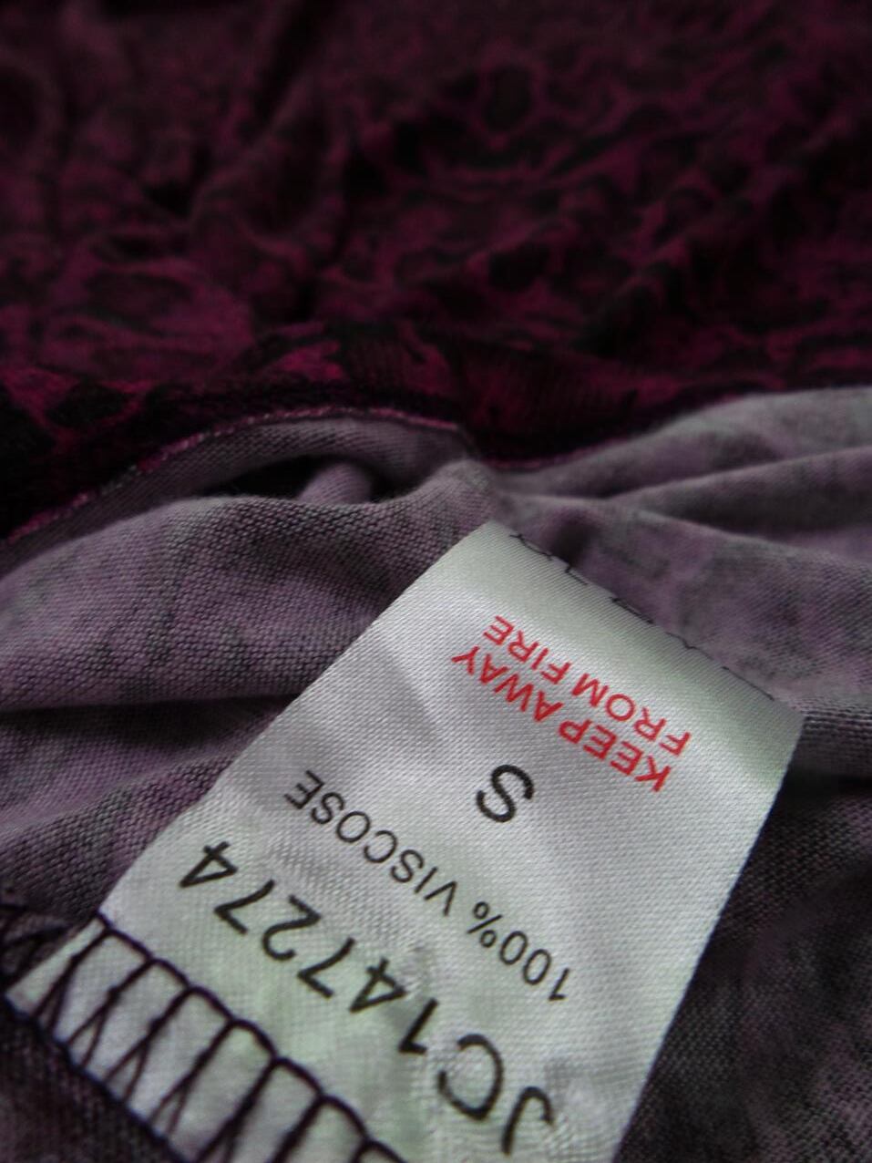 Rozmiar S Kolor Purpurowy Drapowany dekolt Sukienka Mini Rękaw 3/4 Krótka Materiał Wiskoza