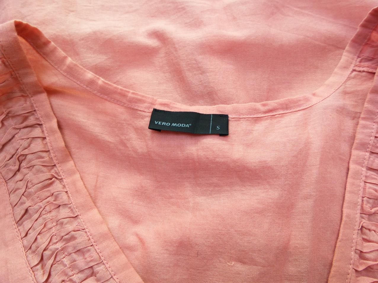Vero moda Rozmiar S Kolor Pudrowy Róż W serek Sukienka A-Line Bezrękawnik Do Kolan Vero moda Rozmiar S Kolor Pudrowy Róż W serek Sukienka A-Line Bezrękawnik Do Kolan