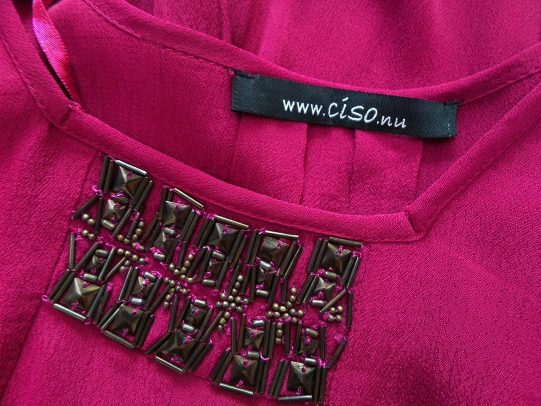 Ciso Rozmiar L Kolor Purpurowy Okrągły dekolt Sukienka Prostokątna Rękaw 3/4 Do Kolan Materiał Wiskoza Ciso Rozmiar L Kolor Purpurowy Okrągły dekolt Sukienka Prostokątna Rękaw 3/4 Do Kolan Materiał Wiskoza