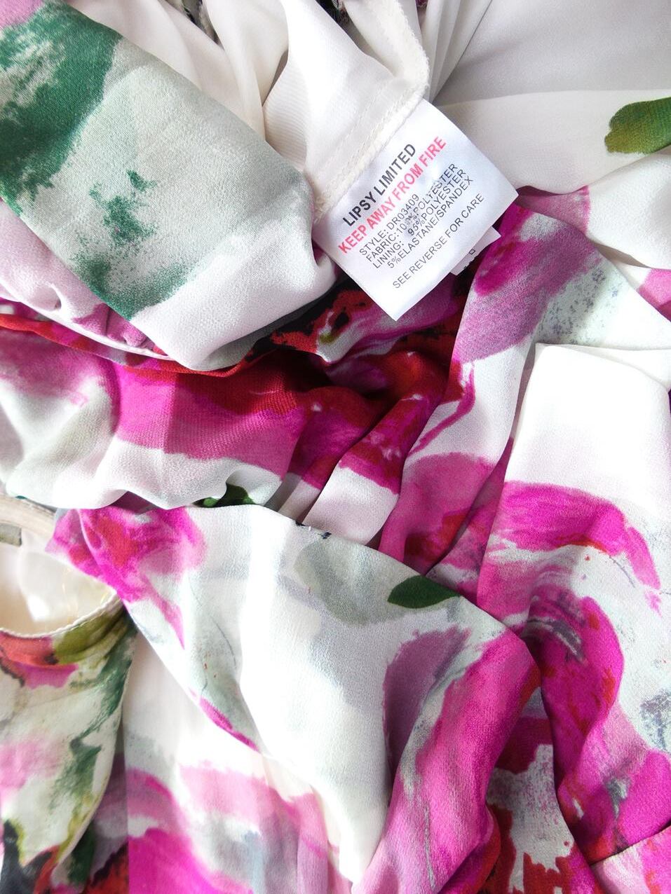 Lipsy Rozmiar 12 (40) Kolor Różowy Dekolt Serce Sukienka Mini Bezrękawnik Krótka Lipsy Rozmiar 12 (40) Kolor Różowy Dekolt Serce Sukienka Mini Bezrękawnik Krótka