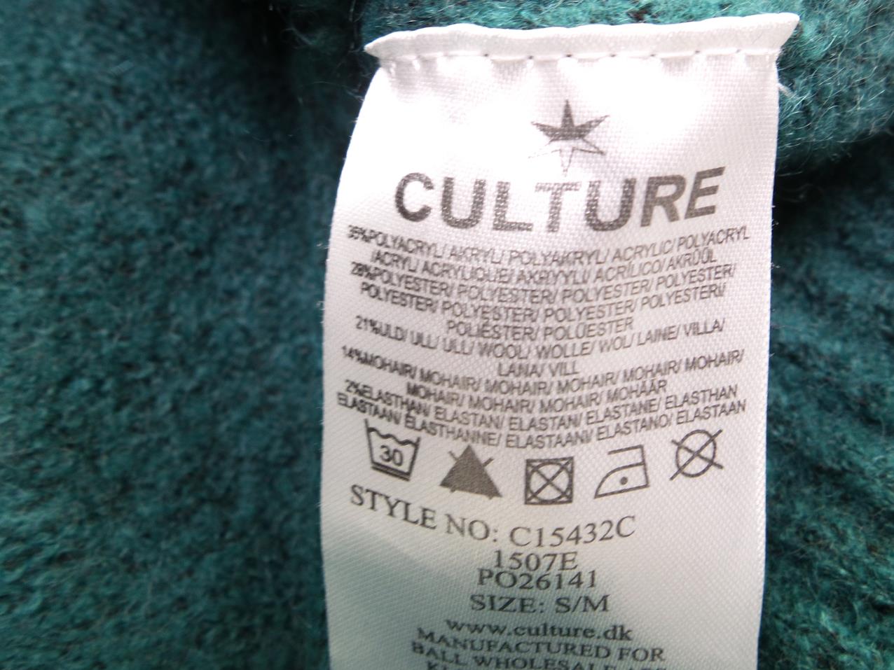 Culture Rozmiar S/M Kolor Szmaragdowy Okrągły dekolt Tunika Bluzka Dzianina Rękaw 3/4 Culture Rozmiar S/M Kolor Szmaragdowy Okrągły dekolt Tunika Bluzka Dzianina Rękaw 3/4