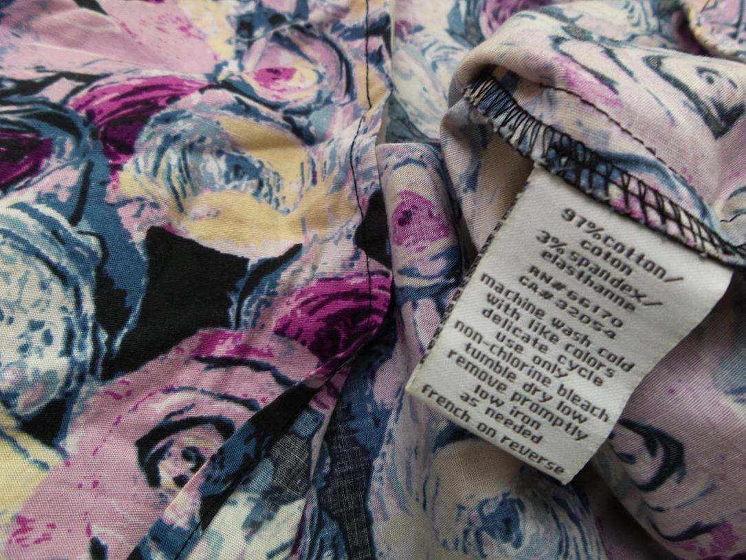 Kimchi Blue Rozmiar 6 (34) Kolor Różowy Okrągły dekolt Sukienka Rozkloszowana Bezrękawnik Do Kolan Materiał Bawełna Kimchi Blue Rozmiar 6 (34) Kolor Różowy Okrągły dekolt Sukienka Rozkloszowana Bezrękawnik Do Kolan Materiał Bawełna