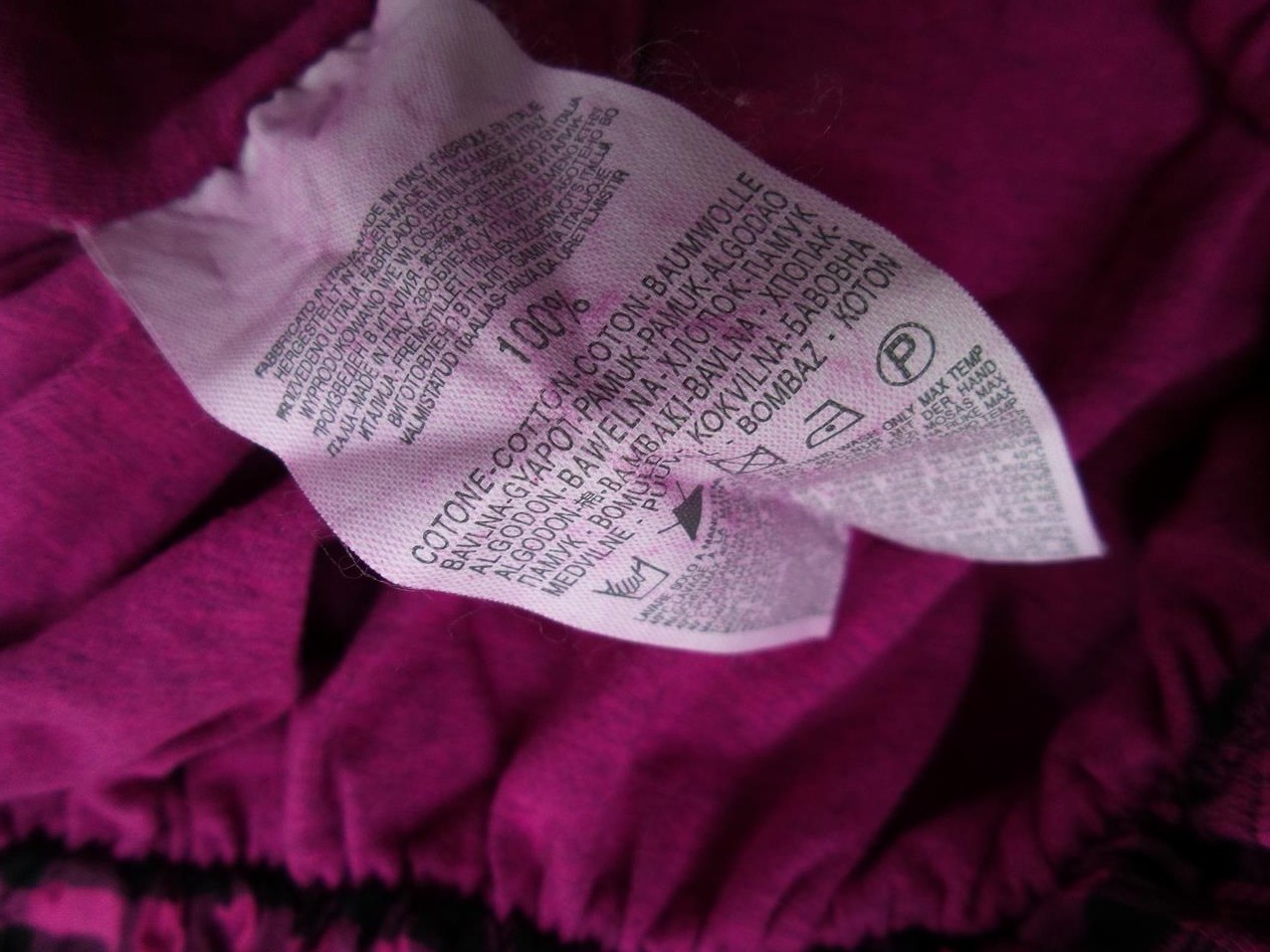 Rinascimento Rozmiar L Kolor Purpurowy Okrągły dekolt Sukienka Sweterkowa Krótki rękaw Krótka Materiał Bawełna