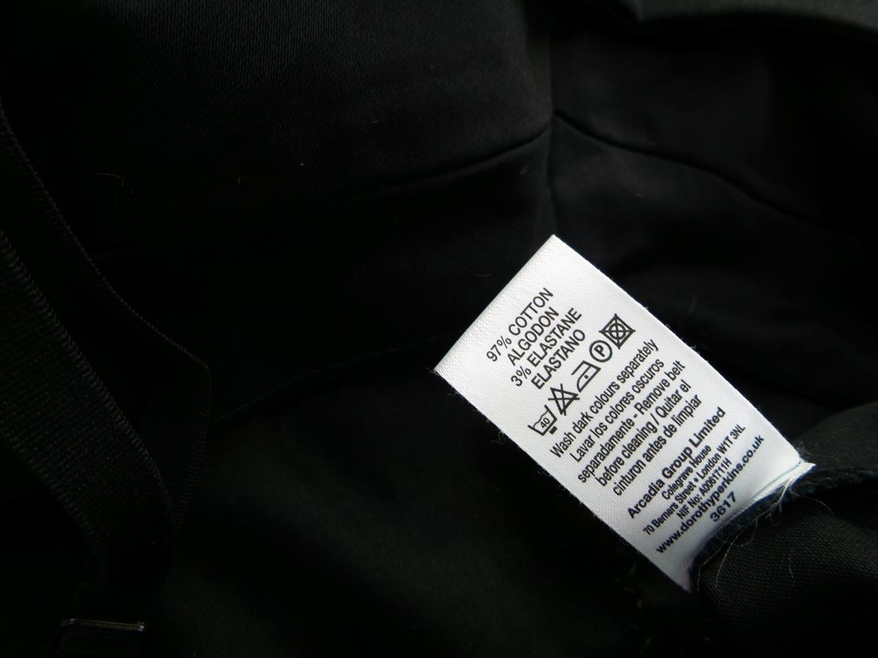 Dorothy perkins Rozmiar 42 Kolor Czarny Dekolt Serce Sukienka Ołówkowa Bezrękawnik Midi Materiał Bawełna Dorothy perkins Rozmiar 42 Kolor Czarny Dekolt Serce Sukienka Ołówkowa Bezrękawnik Midi Materiał Bawełna