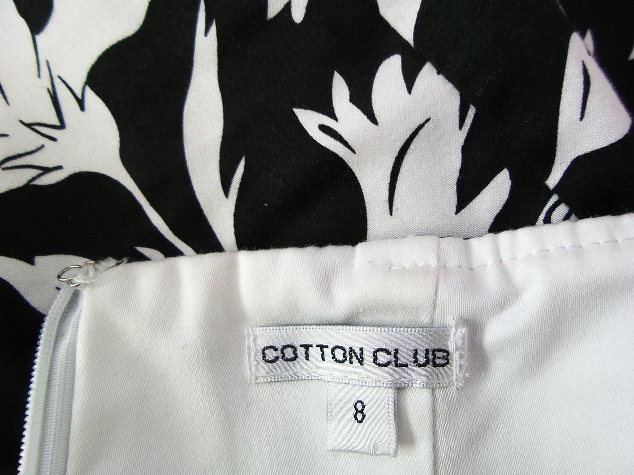 Cotton Club Rozmiar 8 (36) Kolor Czarny Odkryte Ramiona Sukienka Letnia Bezrękawnik Do Kolan Materiał Bawełna Cotton Club Rozmiar 8 (36) Kolor Czarny Odkryte Ramiona Sukienka Letnia Bezrękawnik Do Kolan Materiał Bawełna
