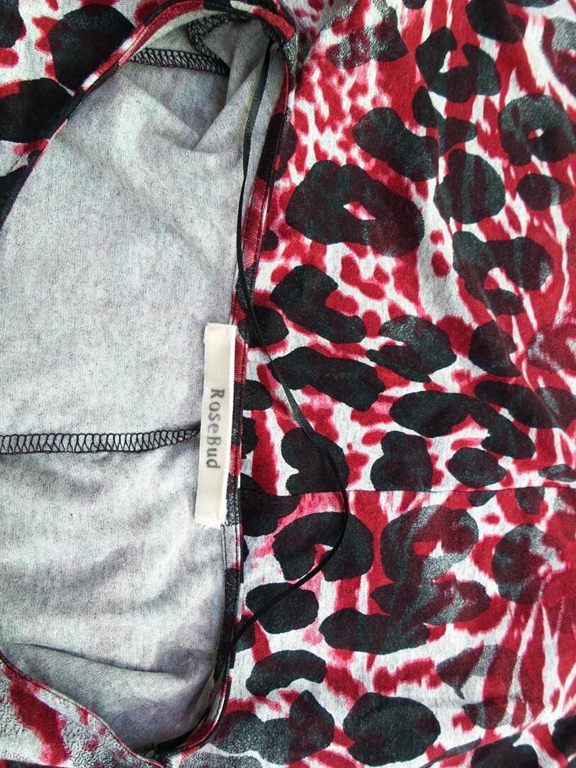 Rosebud Rozmiar S Kolor Czerwony Okrągły dekolt Sukienka Bodycon Krótki rękaw Do Kolan Materiał Wiskoza Rosebud Rozmiar S Kolor Czerwony Okrągły dekolt Sukienka Bodycon Krótki rękaw Do Kolan Materiał Wiskoza