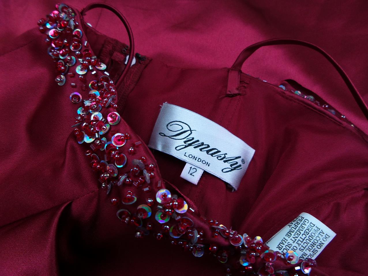 Dynasty London Vintage Rozmiar 12 (40) Kolor Bordowy Odkryte Ramiona Suknia Balowa Sukienka Wieczorowa Bezrękawnik Długa