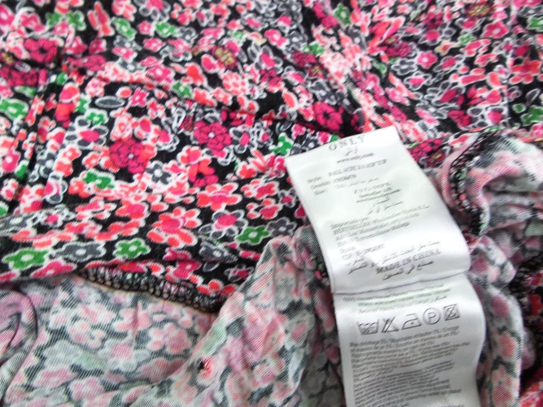 Only Rozmiar XS Kolor Różowy Głęboki Serek Tunika Bluzka Rękaw 3/4 Materiał Wiskoza 100% Only Rozmiar XS Kolor Różowy Głęboki Serek Tunika Bluzka Rękaw 3/4 Materiał Wiskoza 100%