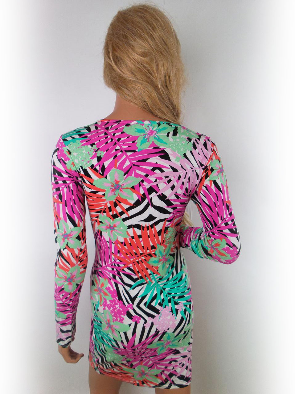 Graffic Rozmiar S/M Kolor Różowy Okrągły dekolt Sukienka Bodycon Długi rękaw Krótka Graffic Rozmiar S/M Kolor Różowy Okrągły dekolt Sukienka Bodycon Długi rękaw Krótka