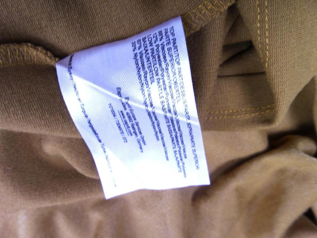 Esprit Rozmiar S Kolor Beżowy Drapowany dekolt Sukienka Mini Bezrękawnik Krótka Materiał Wiskoza Esprit Rozmiar S Kolor Beżowy Drapowany dekolt Sukienka Mini Bezrękawnik Krótka Materiał Wiskoza