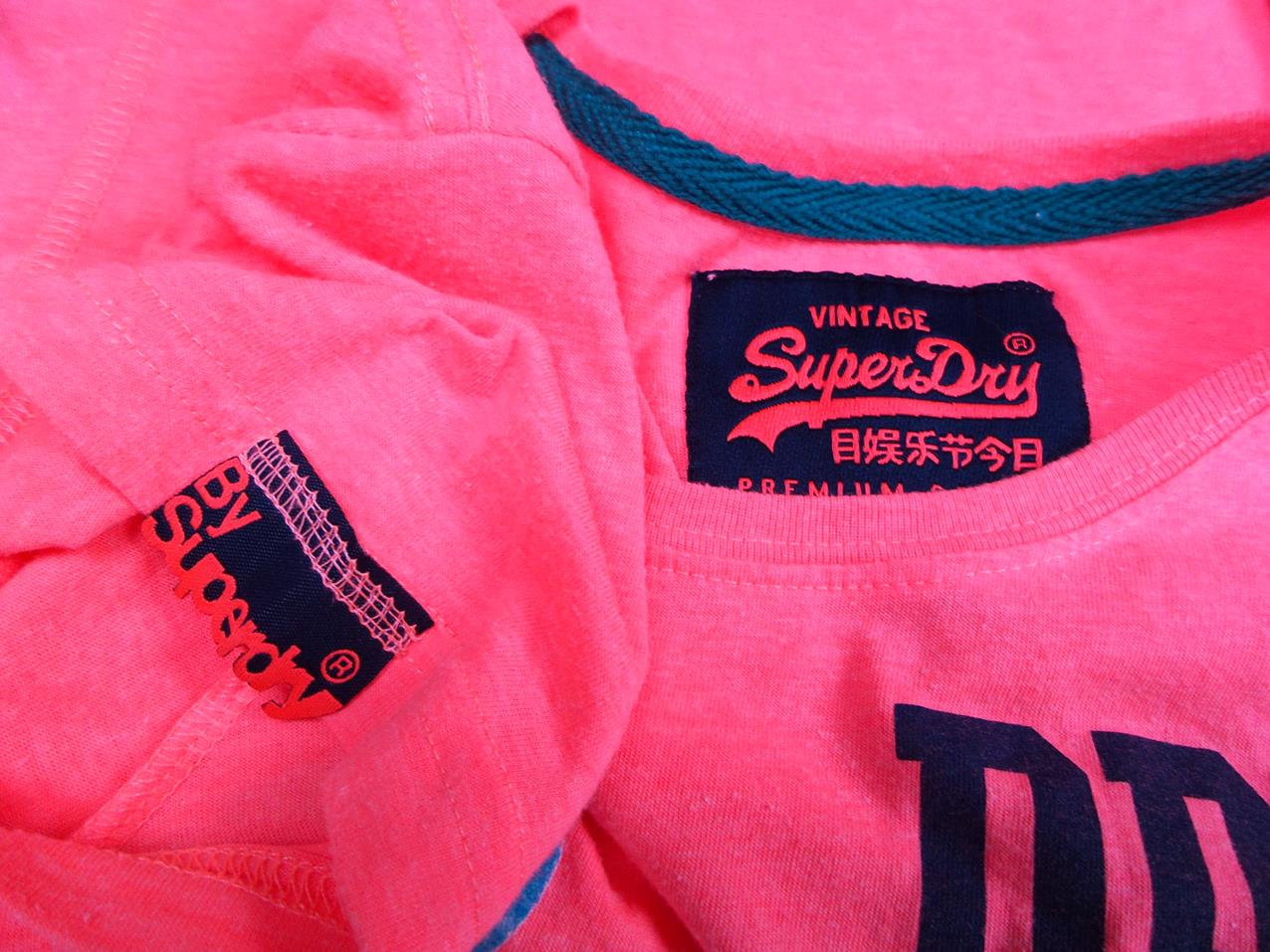 20171206_140948.jpg Superdry Rozmiar XS Kolor Różowy Okrągły dekolt T-Shirt Krótki rękaw Materiał Bawełna