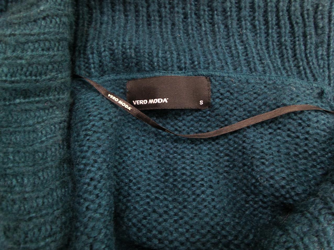 Vero moda Rozmiar S Kolor Turkusowy Głęboki Serek Tunika Bluzka Dzianina Krótki rękaw Materiał Akryl 100% Vero moda Rozmiar S Kolor Turkusowy Głęboki Serek Tunika Bluzka Dzianina Krótki rękaw Materiał Akryl 100%