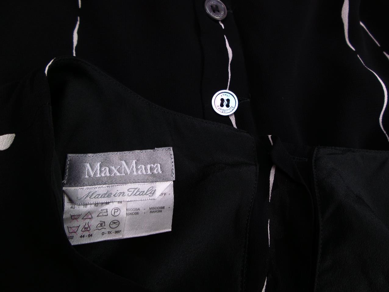20171215_140043.jpg Maxmara Rozmiar 40 Kolor Czarny Okrągły dekolt Bluzka Bezrękawnik Materiał Wiskoza 100%