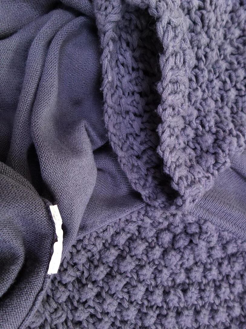 Vero moda Rozmiar L Kolor Fioletowy Drapowany dekolt Sukienka Sweterkowa Krótki rękaw Do Kolan Vero moda Rozmiar L Kolor Fioletowy Drapowany dekolt Sukienka Sweterkowa Krótki rękaw Do Kolan