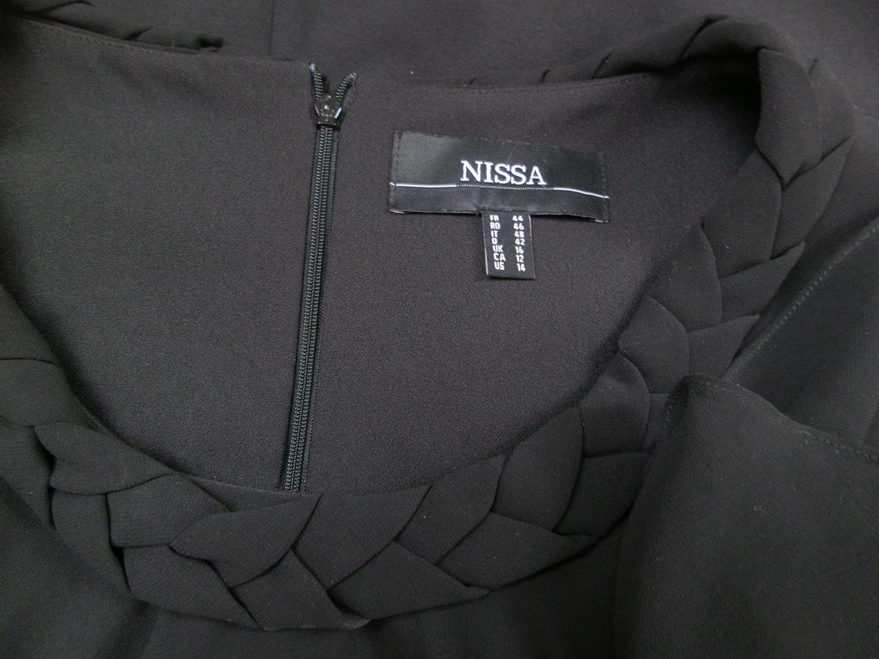 Nissa Rozmiar 42 Kolor Czarny Okrągły dekolt Sukienka Blouson Bezrękawnik Midi Nissa Rozmiar 42 Kolor Czarny Okrągły dekolt Sukienka Blouson Bezrękawnik Midi