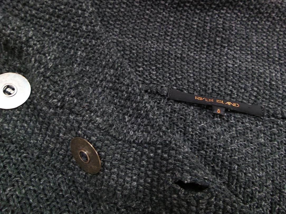 River island Rozmiar 34 Kolor Szary Drapowany dekolt Kardigan Zapinany Krótki rękaw Materiał Akryl Gruba dzianina