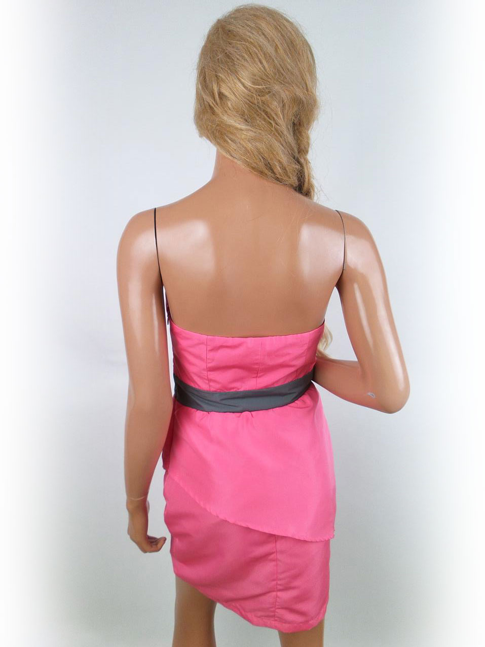 Only Rozmiar 36 Kolor Różowy Dekolt Serce Sukienka Bodycon Bezrękawnik Krótka