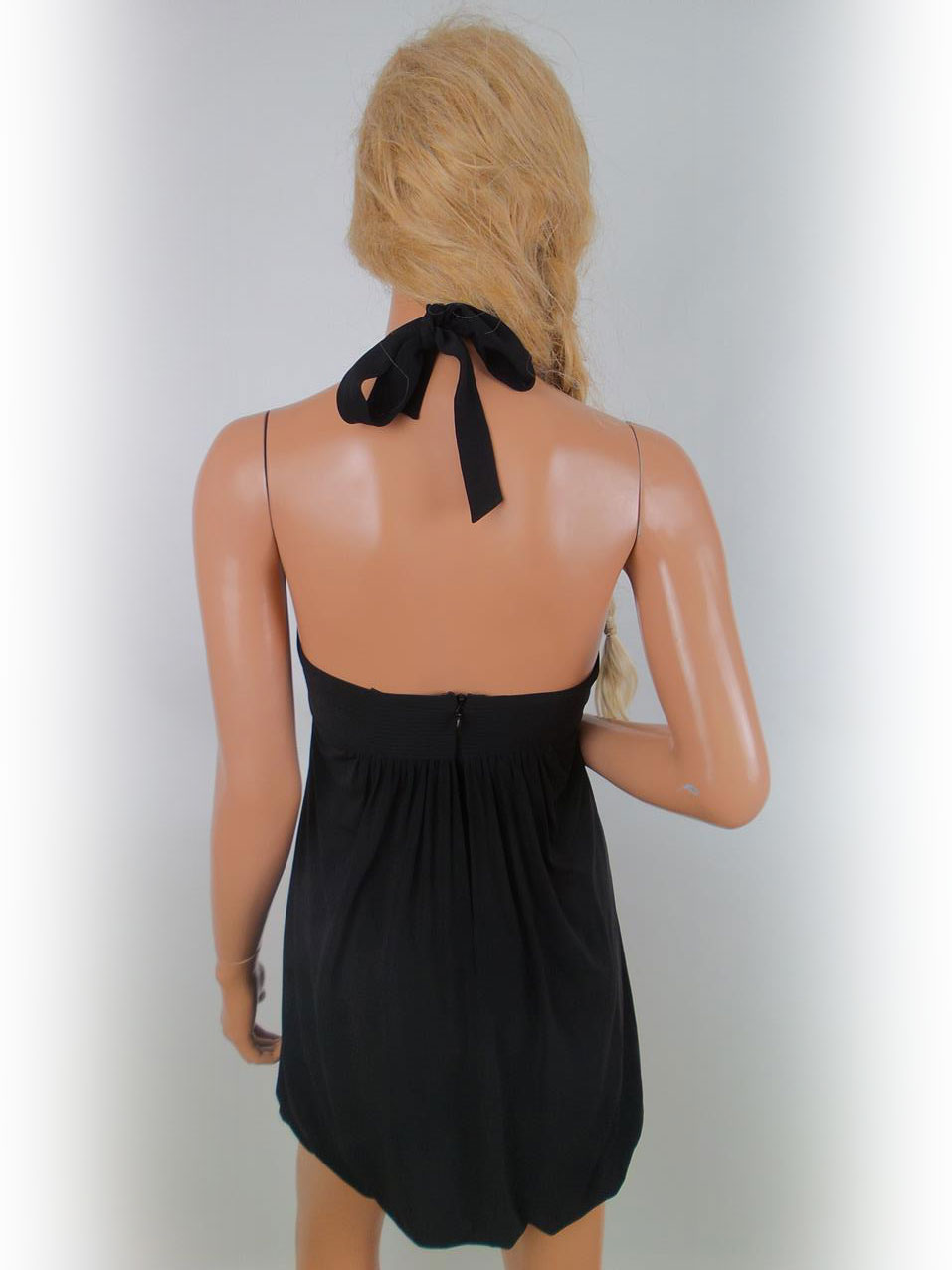 BCBG MAXAZRIA Rozmiar XS Kolor Czarny Halter Sukienka Mini Bezrękawnik Krótka BCBG MAXAZRIA Rozmiar XS Kolor Czarny Halter Sukienka Mini Bezrękawnik Krótka