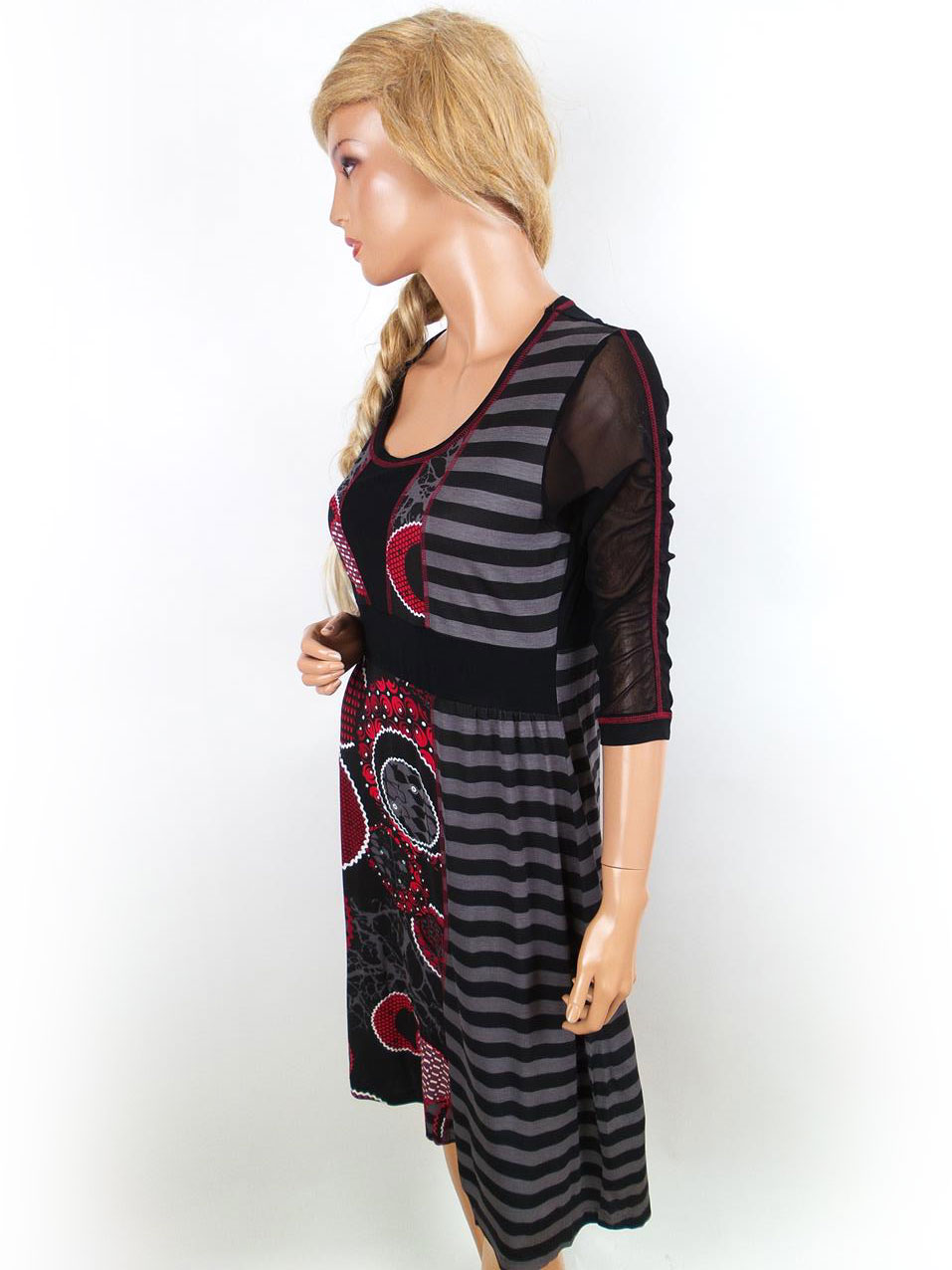 Wearhouse Rozmiar M Kolor Czerwony Okrągły dekolt Sukienka Sweterkowa Rękaw 3/4 Midi Wearhouse Rozmiar M Kolor Czerwony Okrągły dekolt Sukienka Sweterkowa Rękaw 3/4 Midi