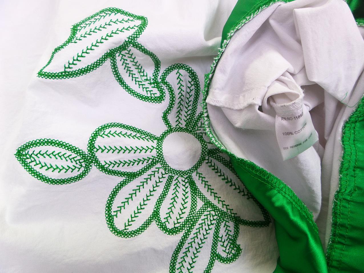 Vintage Rozmiar M Kolor Biały Odkryte Ramiona Sukienka Letnia Bezrękawnik Do Kolan Materiał Bawełna 100%