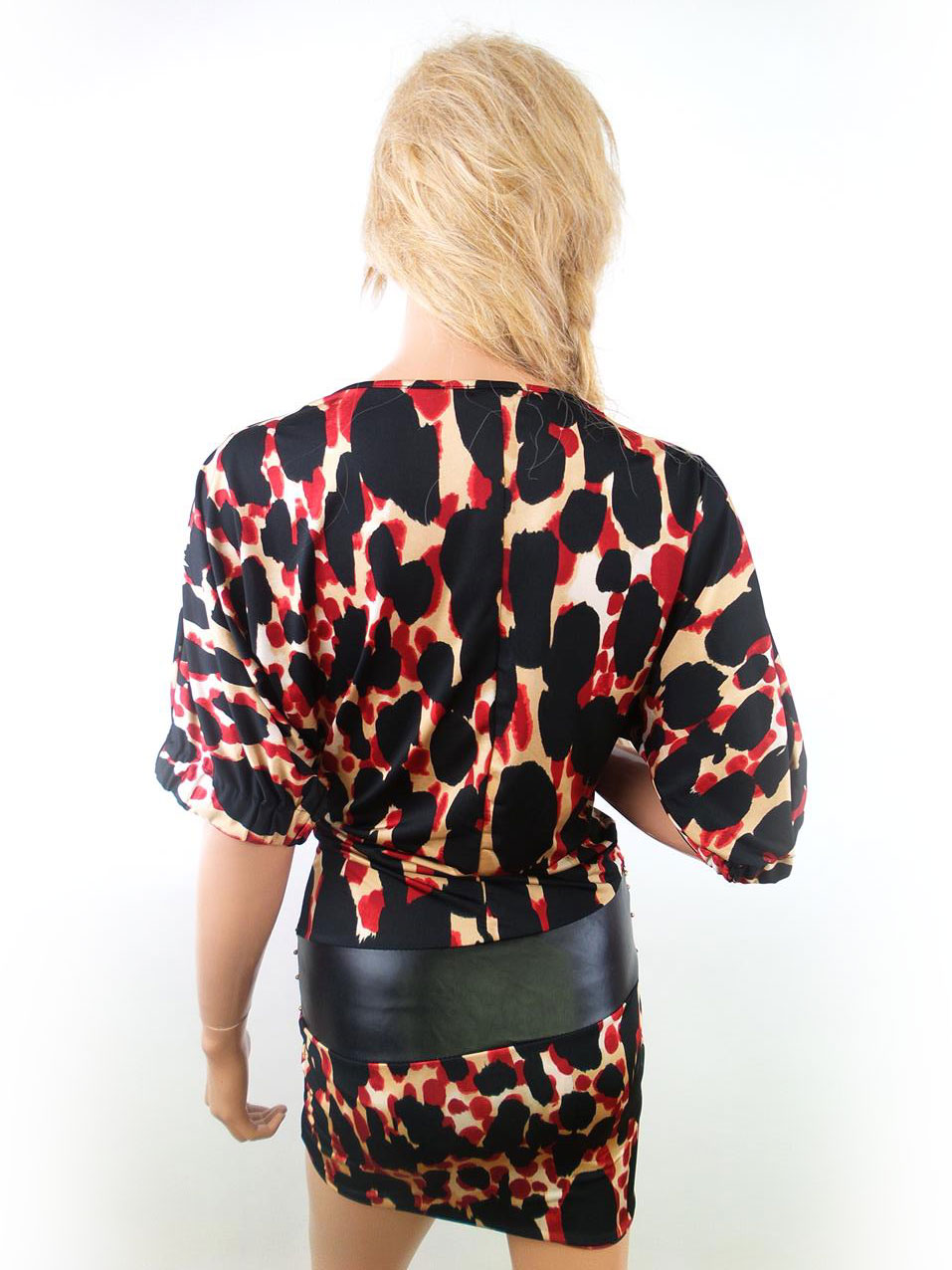 Guarapo Rozmiar S Kolor Czarny W łódkę Sukienka Bodycon Krótki rękaw Krótka Guarapo Rozmiar S Kolor Czarny W łódkę Sukienka Bodycon Krótki rękaw Krótka