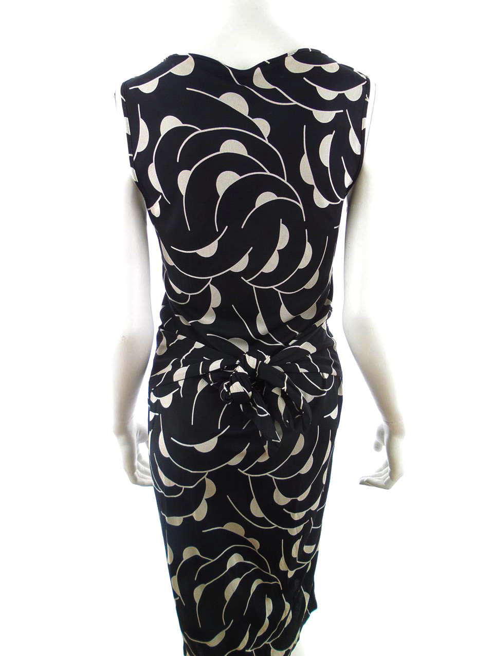 Next Rozmiar 40 Kolor Czarny W serek Sukienka Bodycon Bezrękawnik Midi Materiał Wiskoza 100% Next Rozmiar 40 Kolor Czarny W serek Sukienka Bodycon Bezrękawnik Midi Materiał Wiskoza 100%