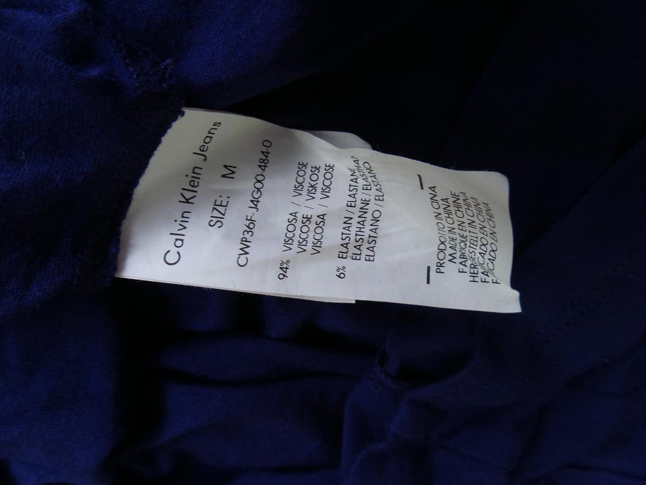 CALVIN KLEIN Rozmiar M Kolor Fioletowy Okrągły dekolt Tunika Bluzka Długi rękaw Materiał Wiskoza CALVIN KLEIN Rozmiar M Kolor Fioletowy Okrągły dekolt Tunika Bluzka Długi rękaw Materiał Wiskoza