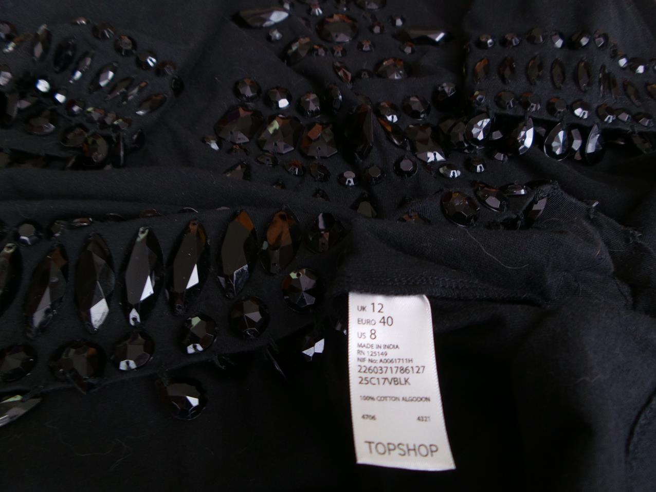 Topshop Rozmiar 40 Kolor Czarny Okrągły dekolt Sukienka Mini Krótki rękaw Krótka Materiał Bawełna 100% Topshop Rozmiar 40 Kolor Czarny Okrągły dekolt Sukienka Mini Krótki rękaw Krótka Materiał Bawełna 100%
