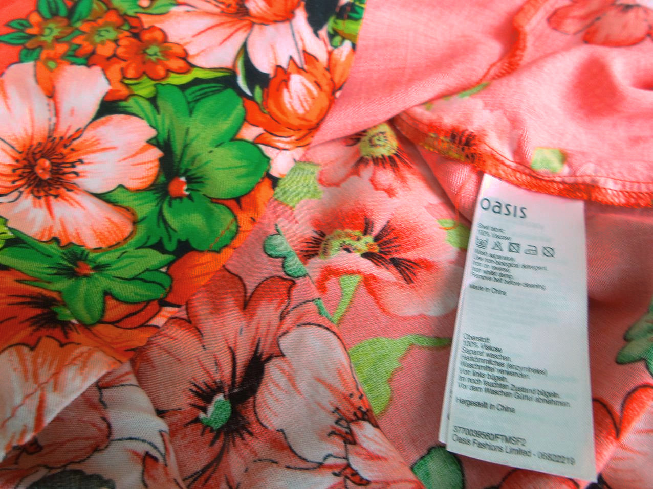 Oasis Rozmiar 10/36 Kolor Czerwony Okrągły dekolt Sukienka Letnia Krótki rękaw Do Kolan Materiał Wiskoza 100% Oasis Rozmiar 10/36 Kolor Czerwony Okrągły dekolt Sukienka Letnia Krótki rękaw Do Kolan Materiał Wiskoza 100%